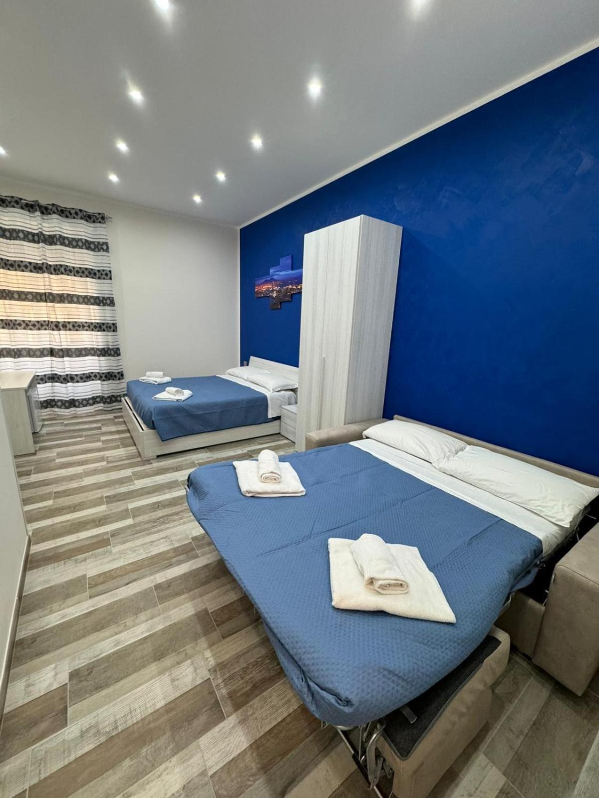Punto House Ferrovia Hotel Naples Luaran gambar